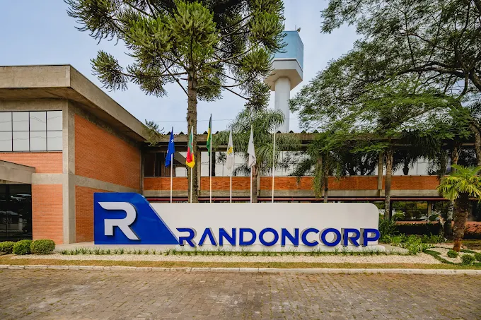 DB & Randoncorp: Criando os fundamentos para IA em escala por meio da automação 